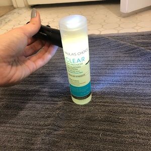 Used Paula’s Choice Clear Anti-Redness Solution